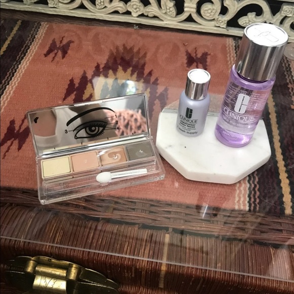 Clinique Bundle - Picture 1 of 3